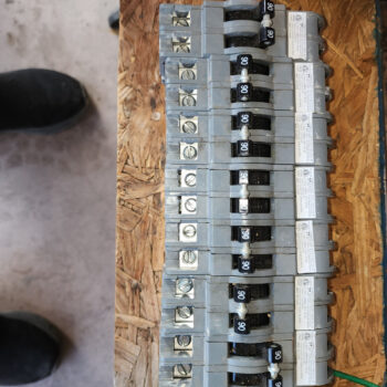 UBIZ290 90 AMP 2 Pole Breaker